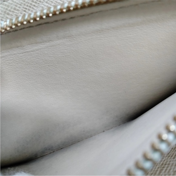 Louis Vuitton LV Damier Azur Zippy Wallet - Picture 8 of 16